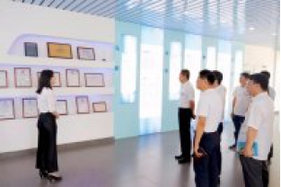 深圳市委組織部領(lǐng)導對我司進(jìn)行考察