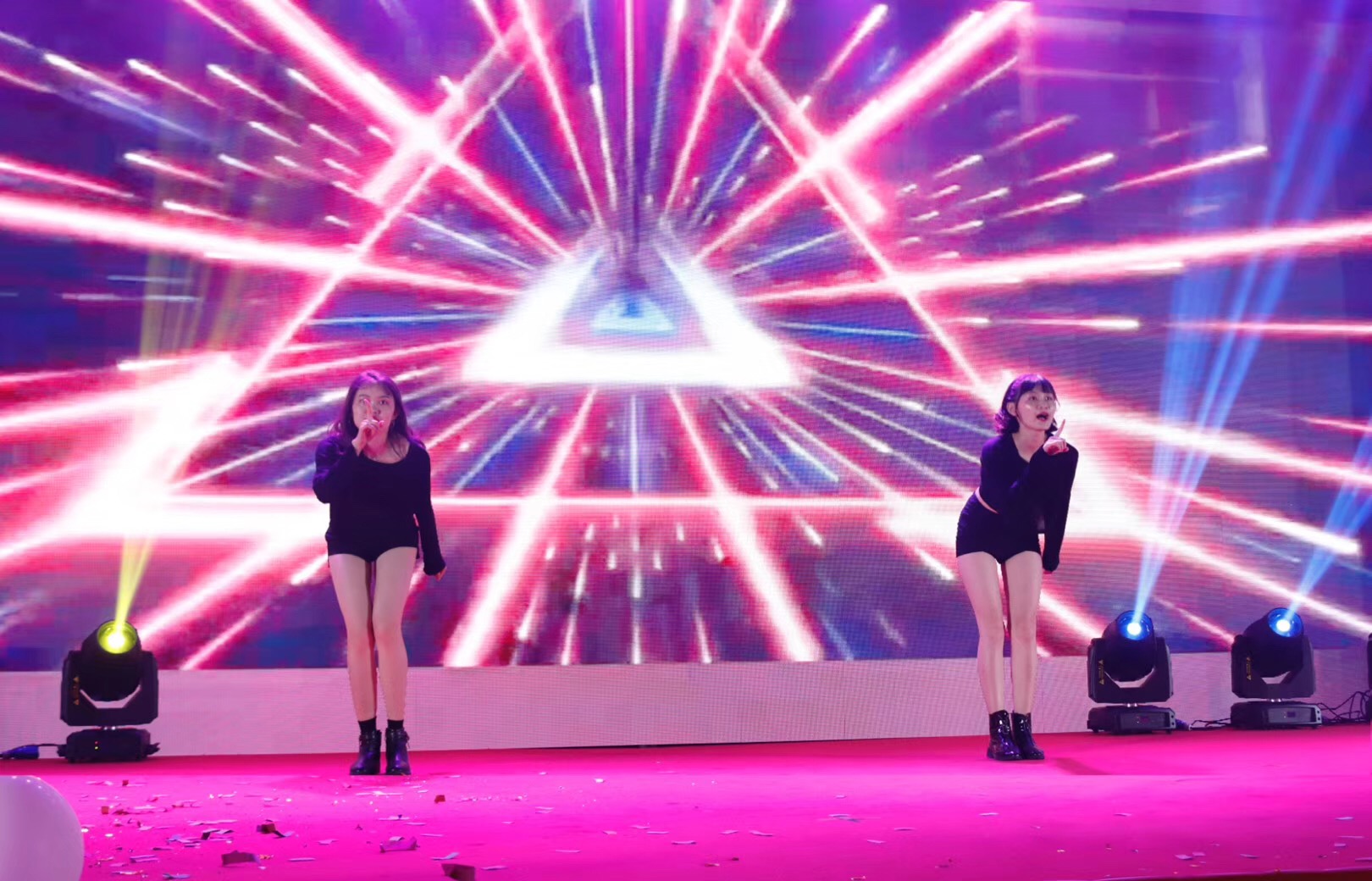 長(cháng)隆科技2020年年會(huì )